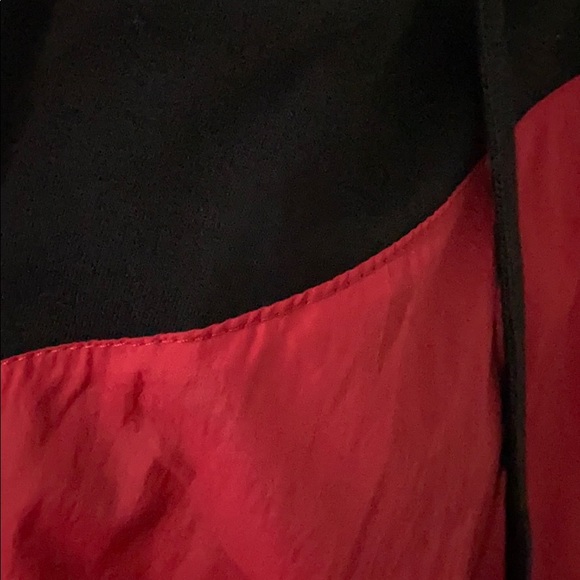 Red/Black Lightweight Jacket♥️♣️ - Picture 6 of 8
